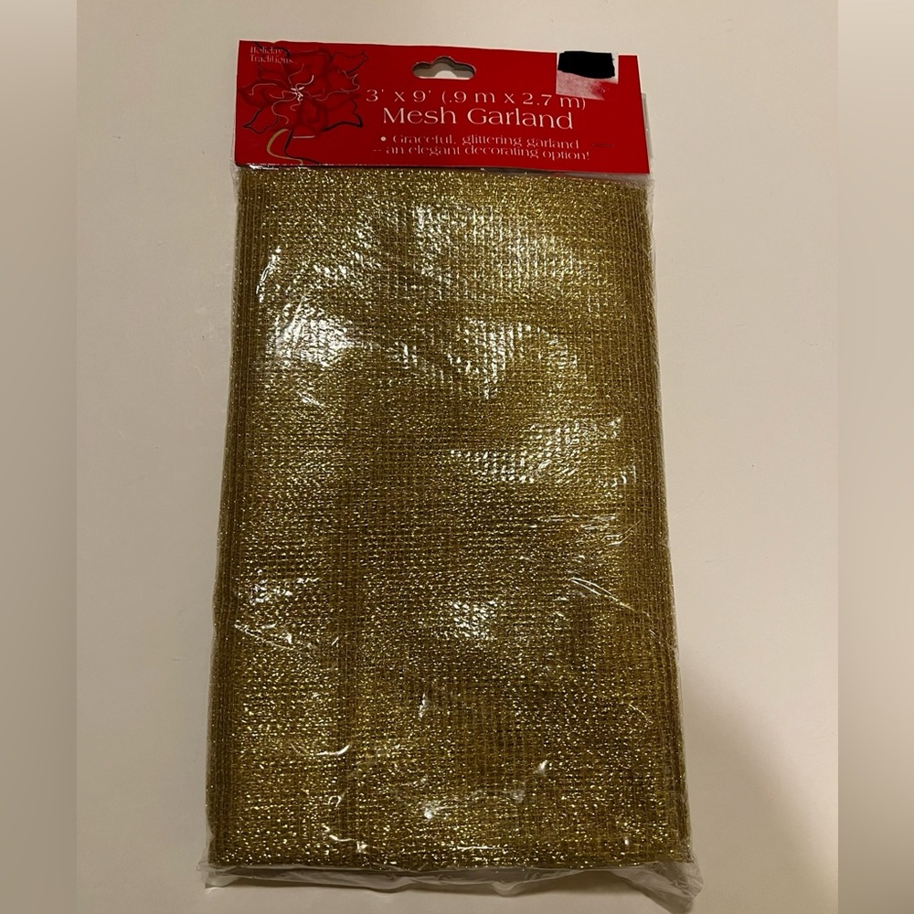 NWT GOLD MESH GARLAND. - Picture 1 of 4